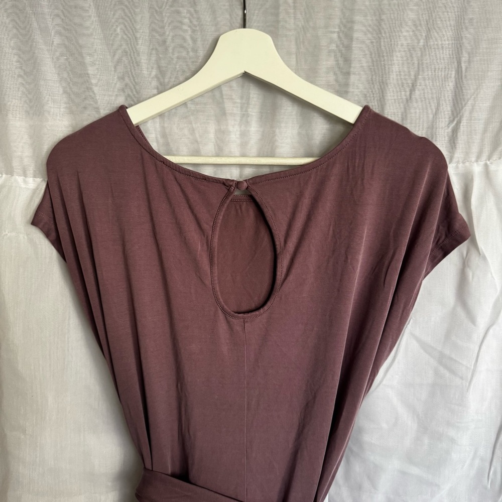 Grace & Lace Key Hole Dress - Picture 3 of 6